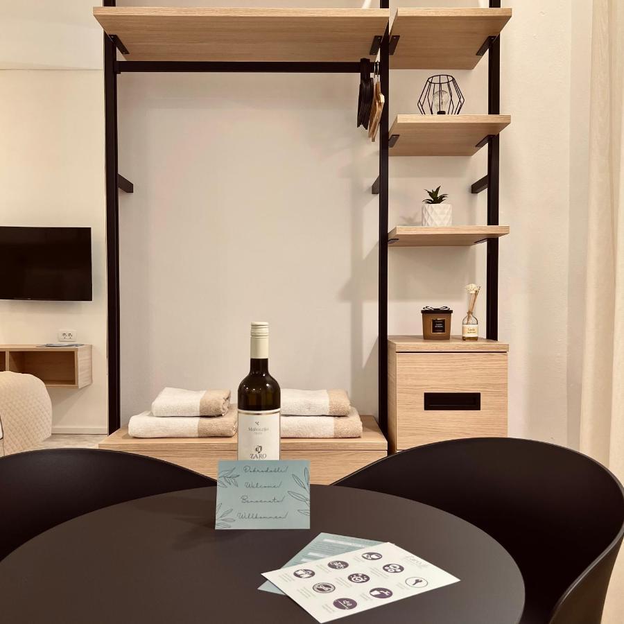 Zaro Apartment